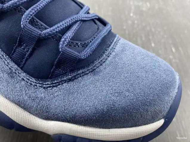 Reps TBK Velvet AR0715-441 WMNS 11 Navy Jordan Air Midnight 0323